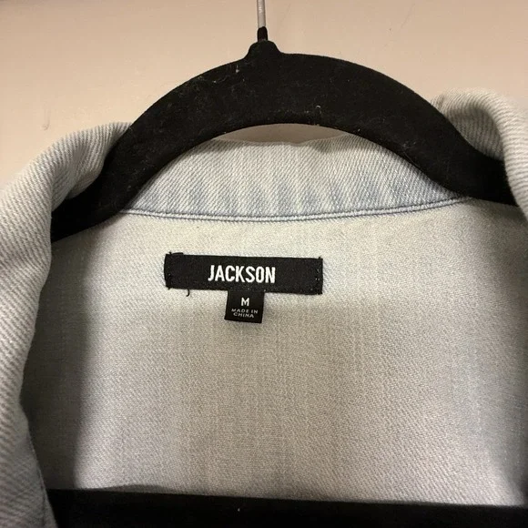 Jackson Brand Men's Light Wash Distressed Denim Jean Jacket Size Medium - Picture 4 of 6